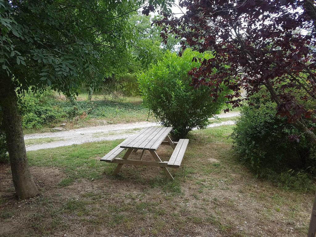Vila La Magnanerie Niozelles Exteriér fotografie